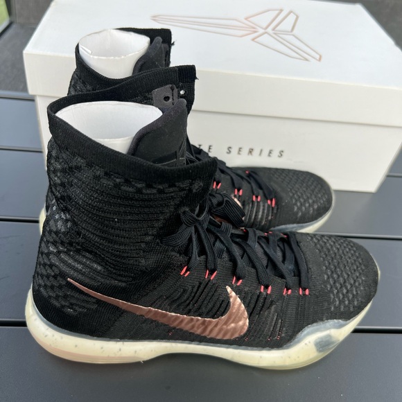 Nike Kobe 10 Elite Size: 10 $320 IG: @SoleWorldWideHype - Picture 5 of 7